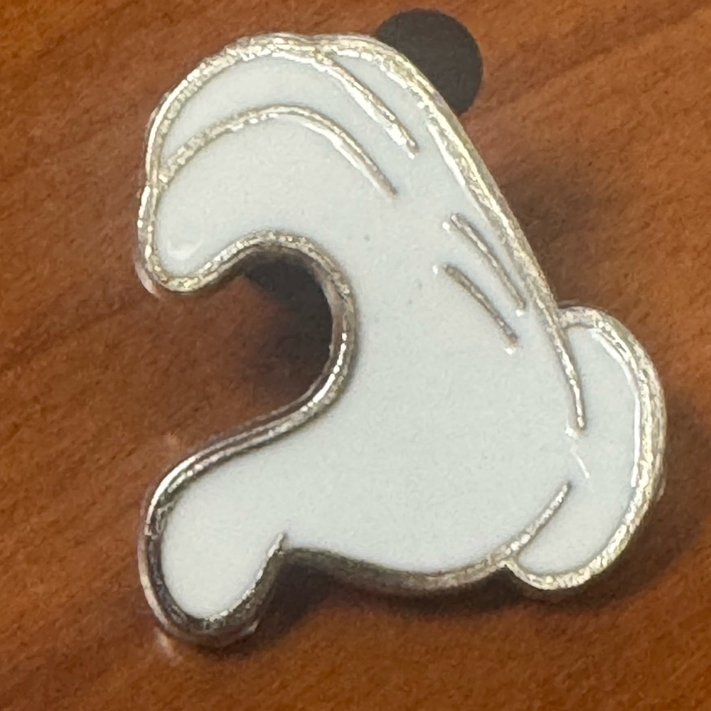 5/$25 Disney‎ Mickey Right Hand Glove Pin